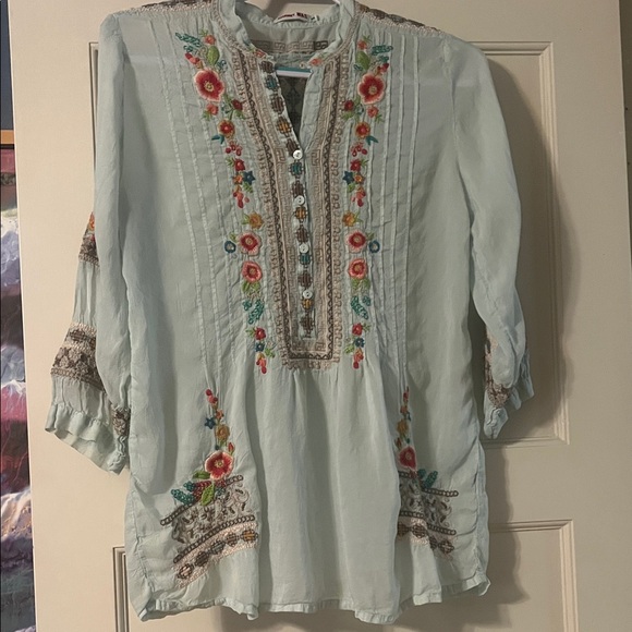 Johnny Was Pastel Blue Embroidered Blouse - Picture 3 of 9